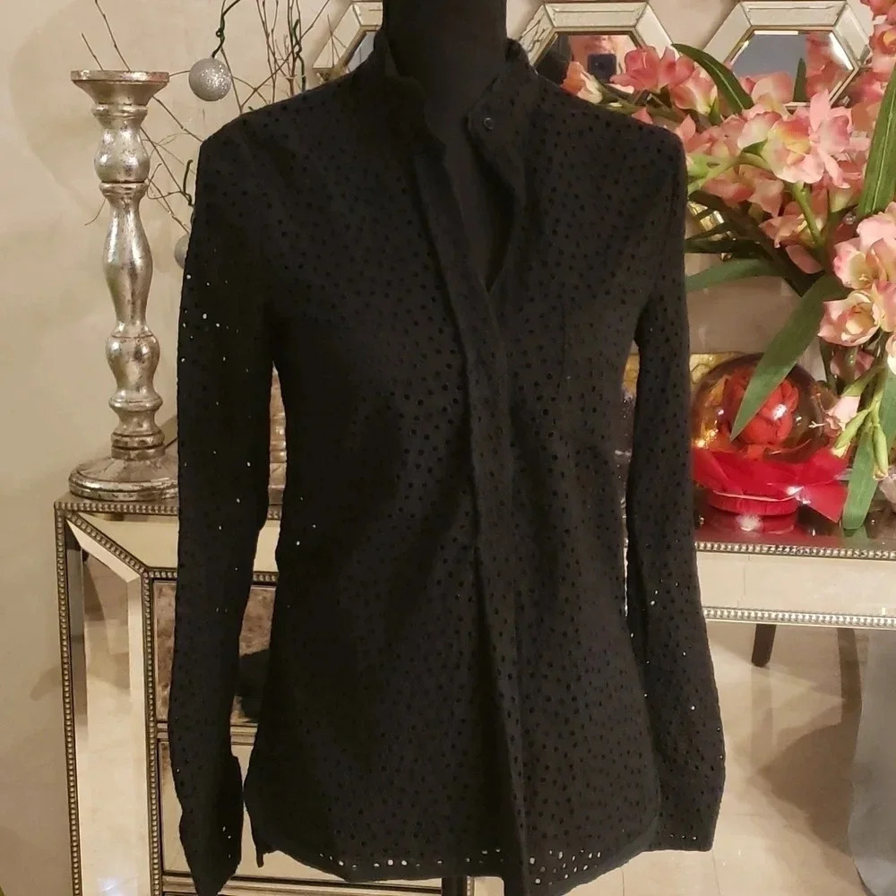 Bcbg Maxazaria long sleeve shirt size XS NWOT